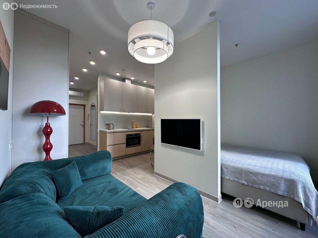 m. Maryina Roscha: Apartment, studio