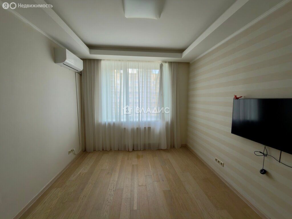 m. Ippodrom: Apartment, 1-rooms
