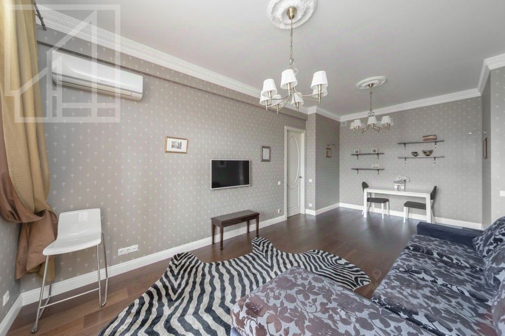m. Chekhovskaya: Apartment, 3-rooms