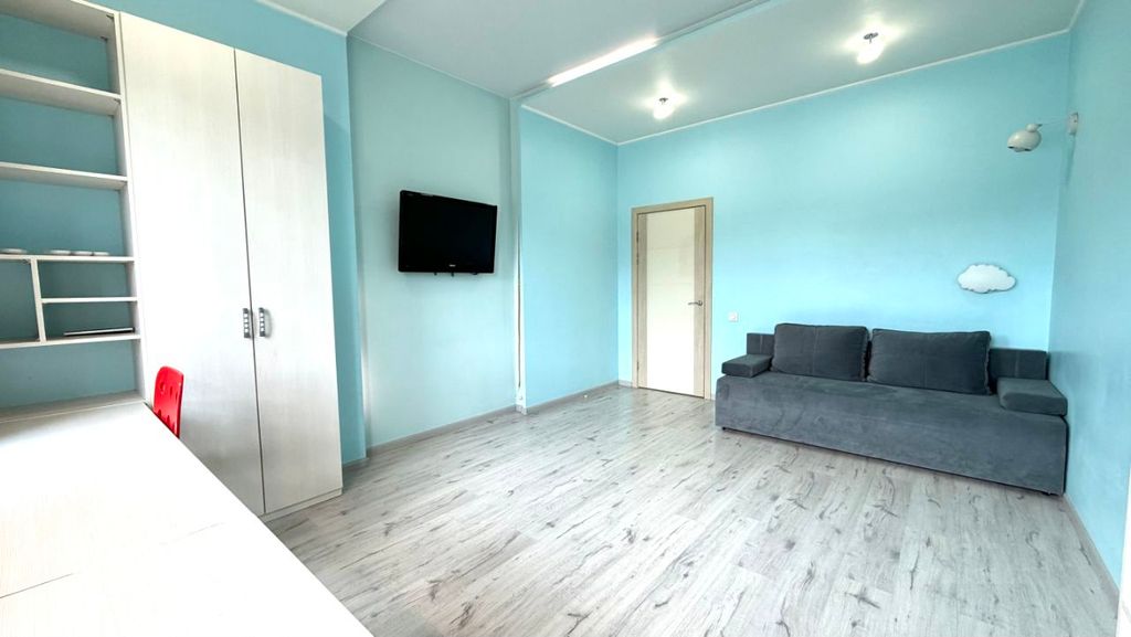 m. Pyatnitskoe shosse: Apartment, 3-rooms