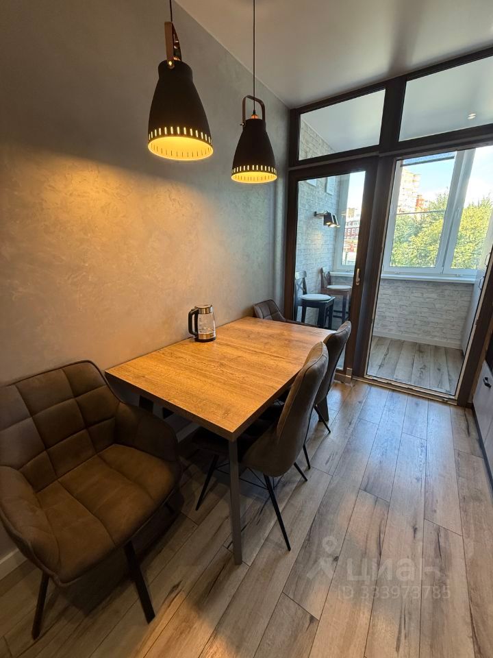 m. Ulitsa 1905 goda: Apartment, 2-rooms