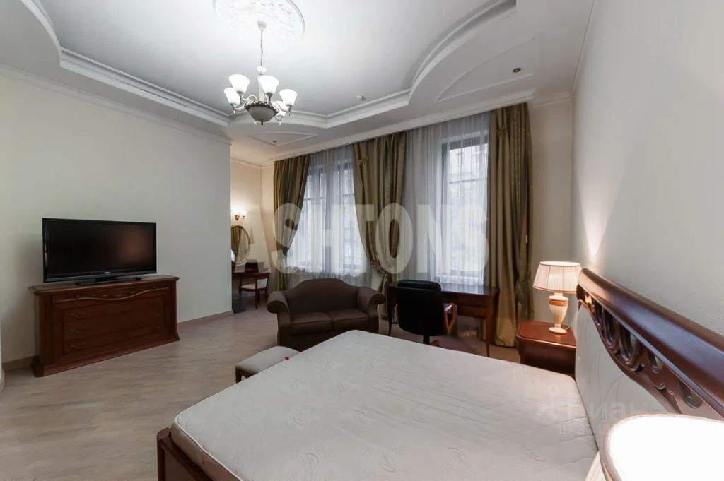 m. Arbatskaya: Apartment, 4-rooms