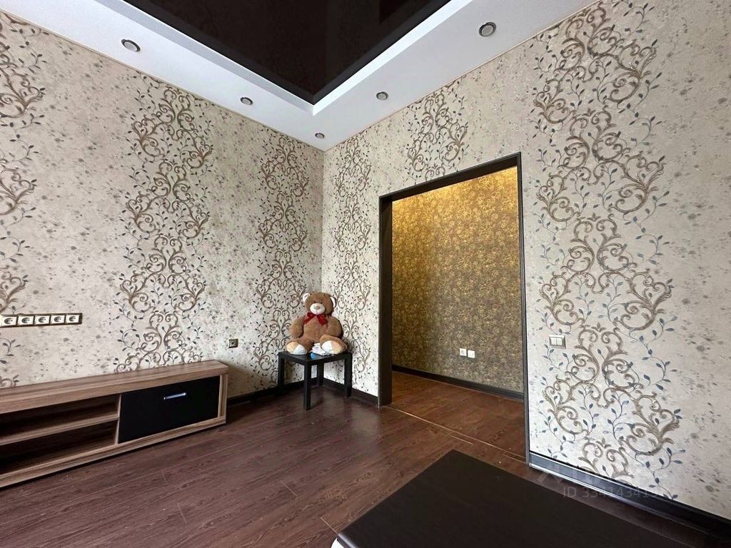 m. Fabrichnaya: Apartment, 3-rooms
