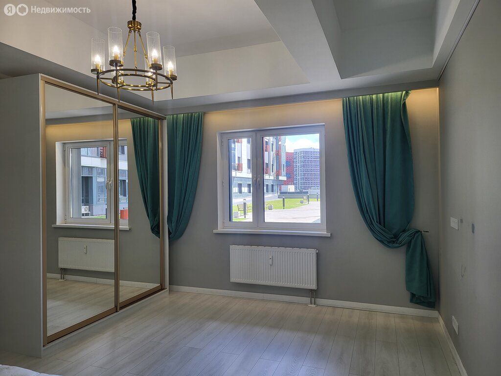 m. ZIL: Apartment, 1-rooms