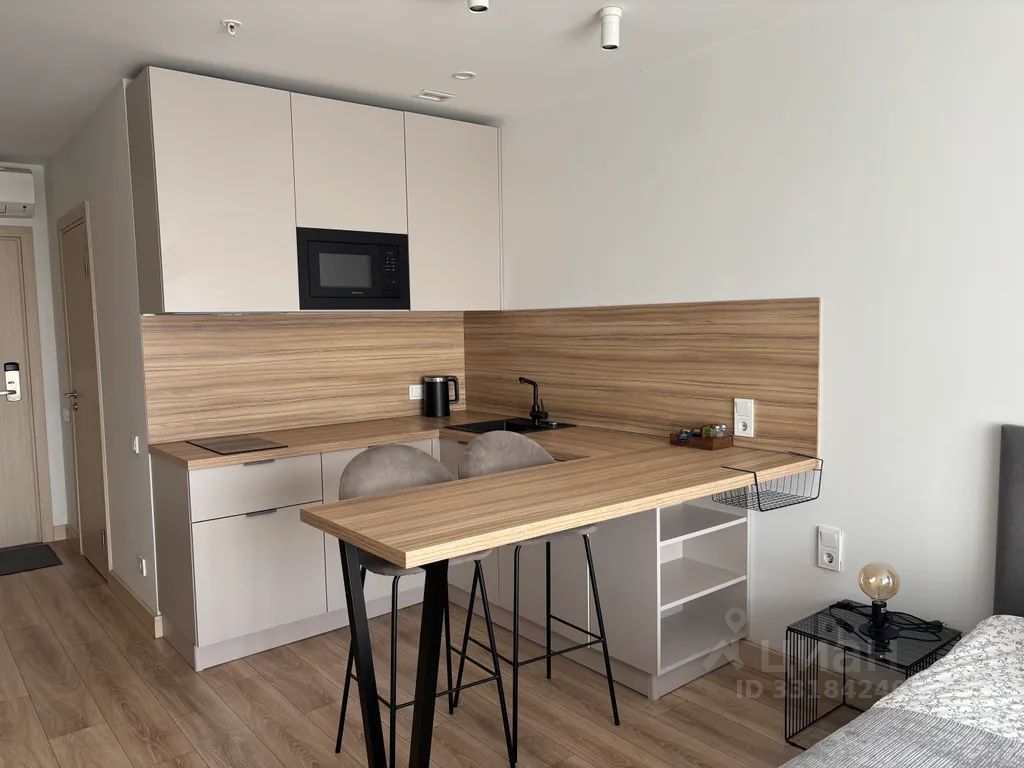 m. Botanichesky sad: Apartment, studio
