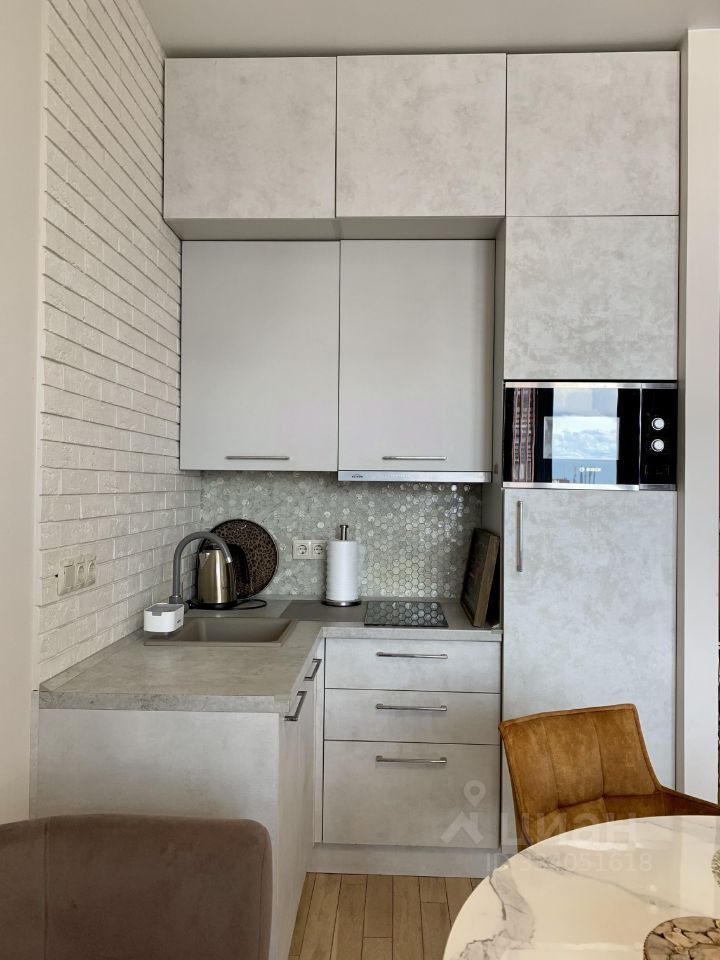 m. Shelepikha: Apartment, studio
