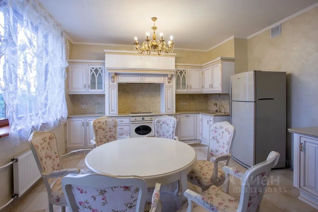 m. Lomonosovsky prospekt: Apartment, 3-rooms