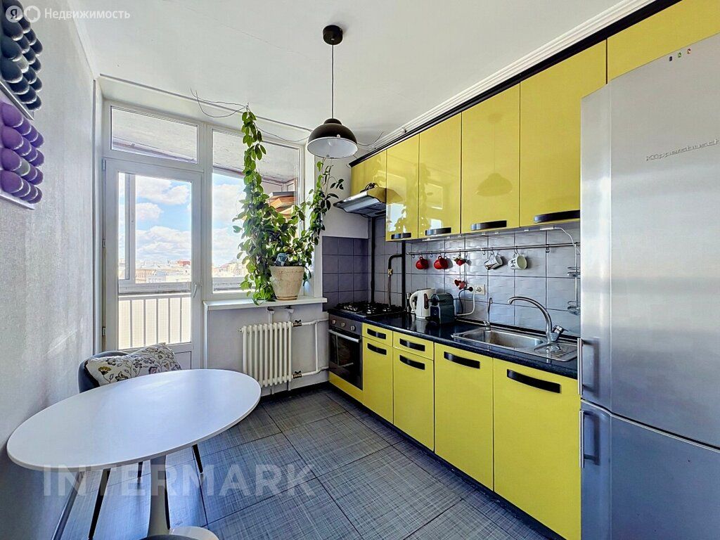 m. Arbatskaya: Apartment, 3-rooms