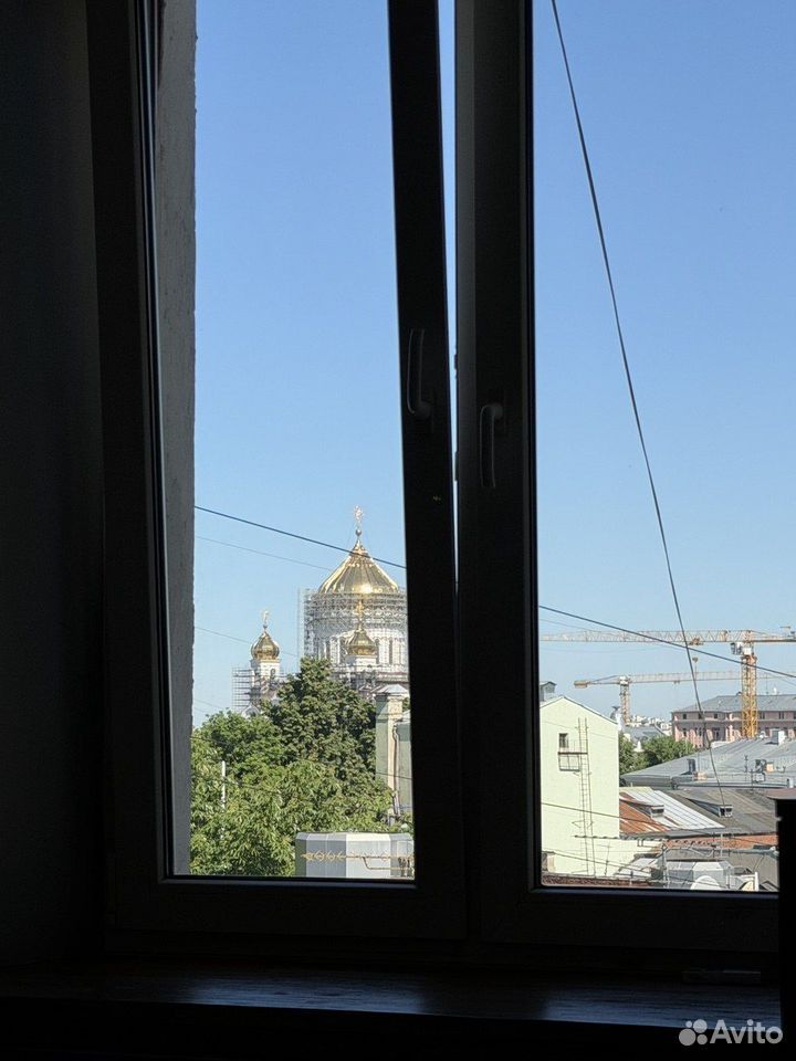 m. Kropotkinskaya: Apartment, studio