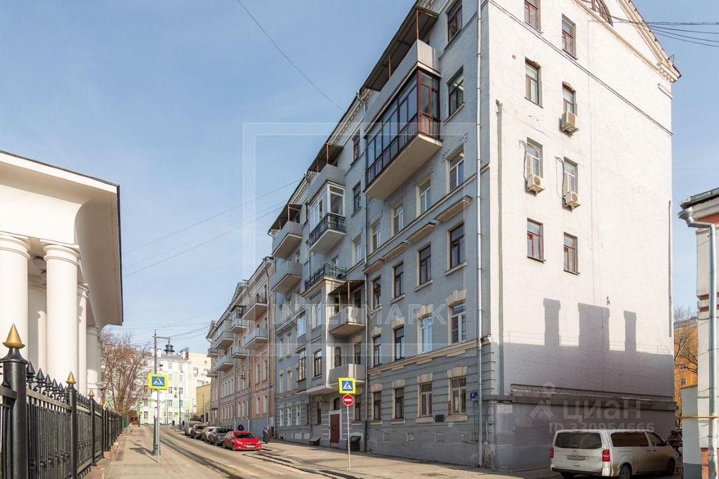 m. Kitay-gorod: Apartment, 3-rooms