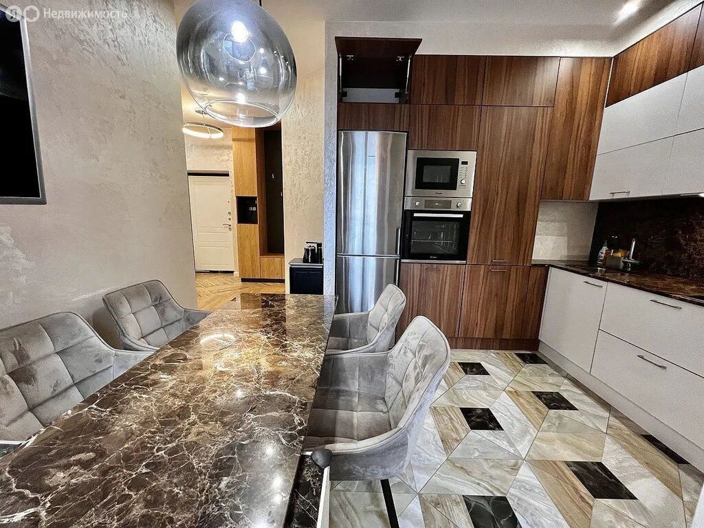 m. Oktyabrskoe pole: Apartment, 1-rooms