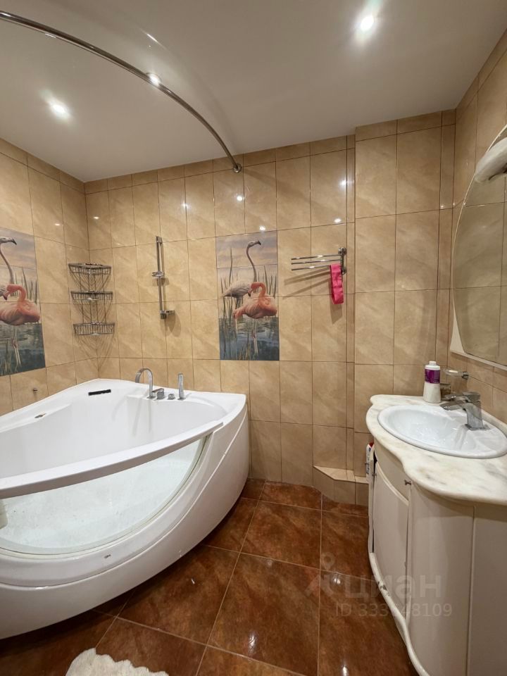 m. Khimki: Apartment, 3-rooms