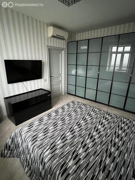 m. Krylatskoe: Apartment, 2-rooms