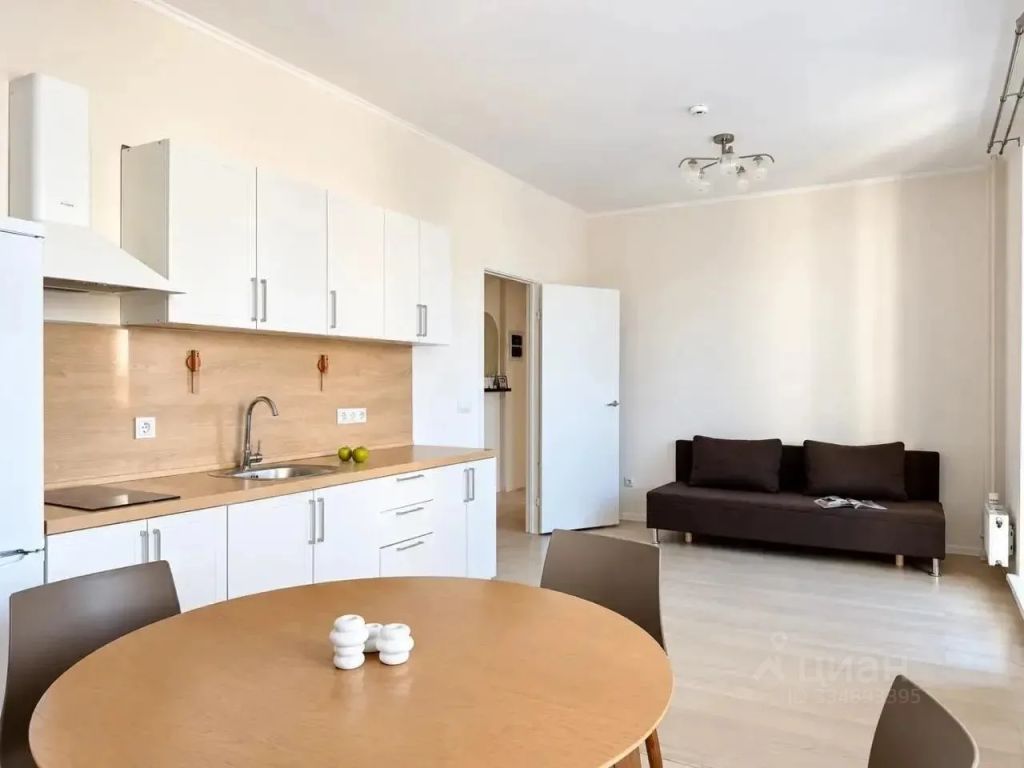 m. Pyatnitskoe shosse: Apartment, 2-rooms