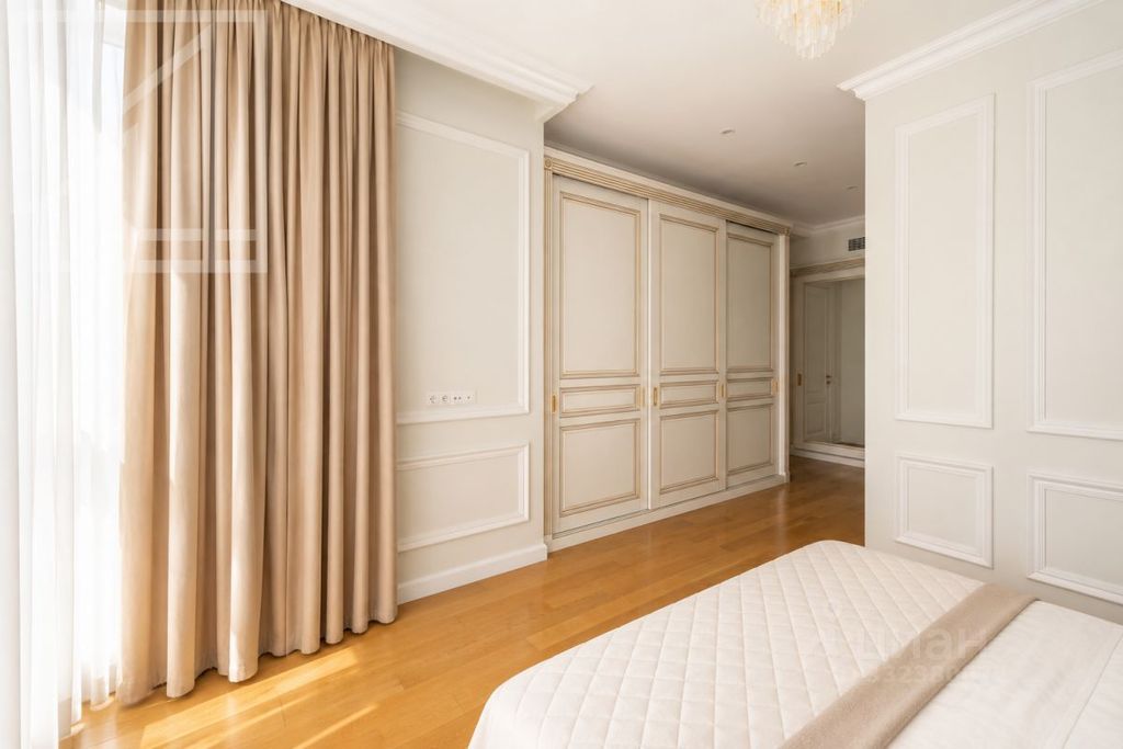 m. Smolenskaya: Apartment, 4-rooms