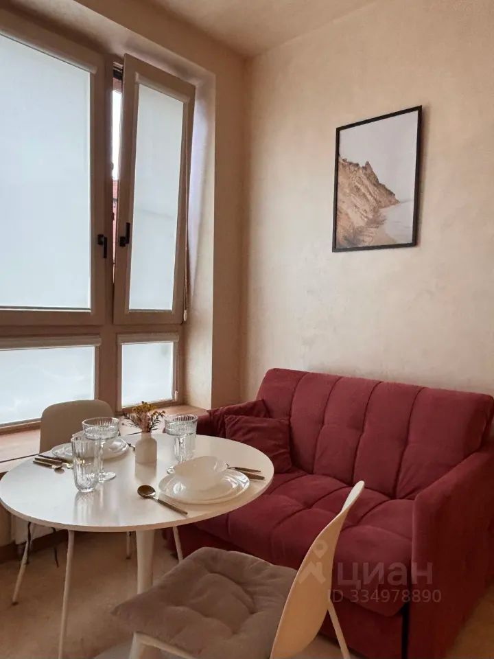 m. Vodny stadion: Apartment, studio