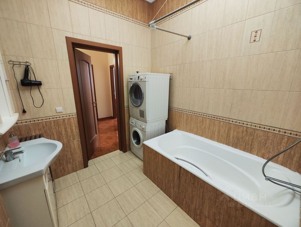 m. Lubyanka: Apartment, 3-rooms