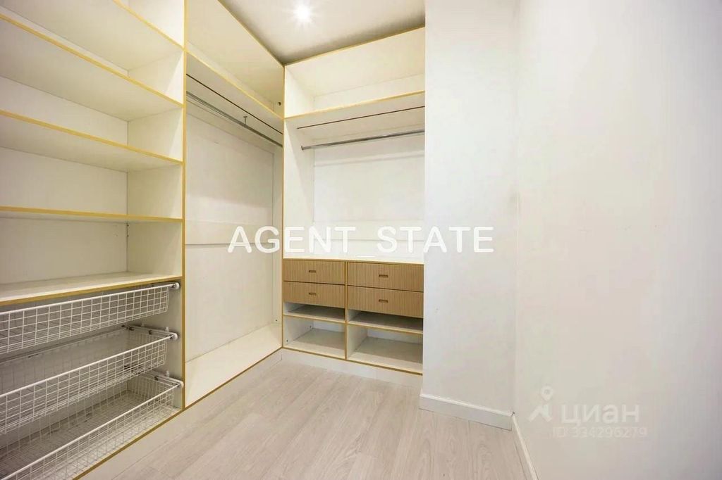 m. Minskaya: Apartment, 2-rooms