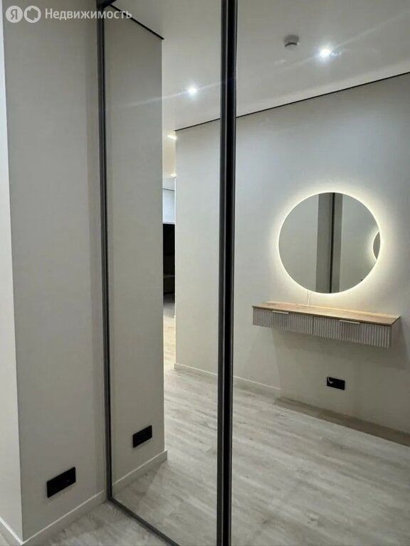 m. Tekhnopark: Apartment, 2-rooms