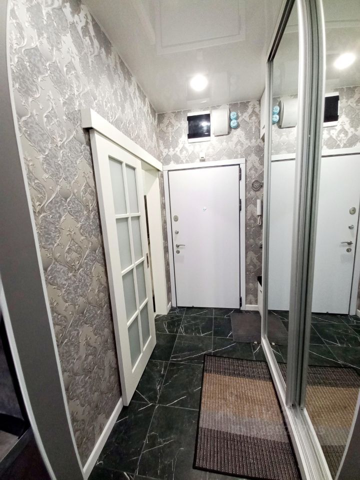 m. Strogino: Apartment, studio