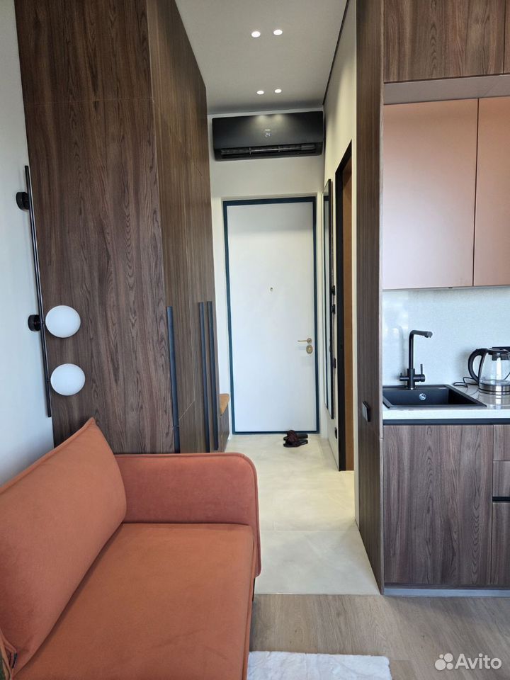 m. Shelepikha: Apartment, studio