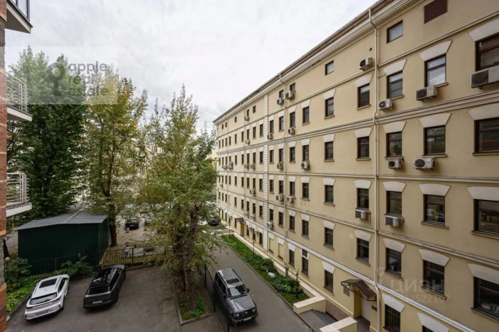 m. Mayakovskaya: Apartment, 2-rooms