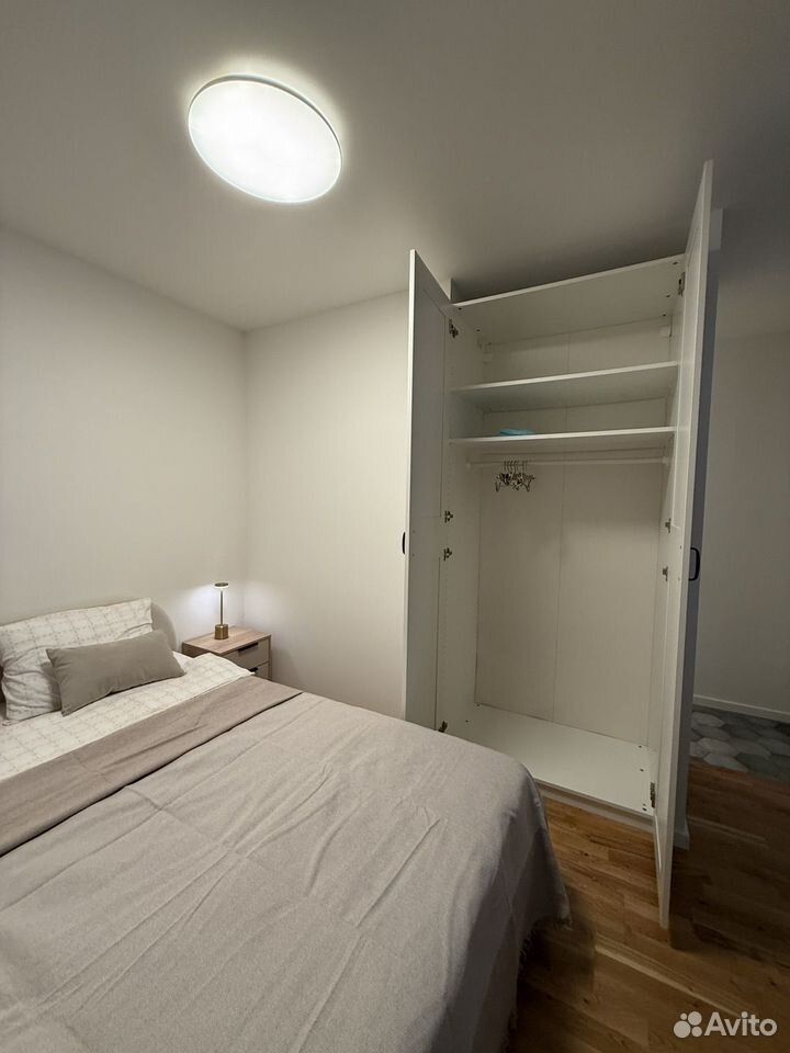 m. Narodnoe Opolchenie: Apartment, 1-rooms