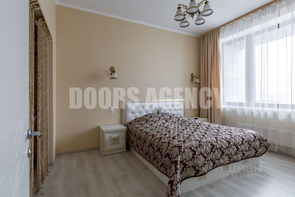 m. Ulitsa 1905 goda: Apartment, 2-rooms