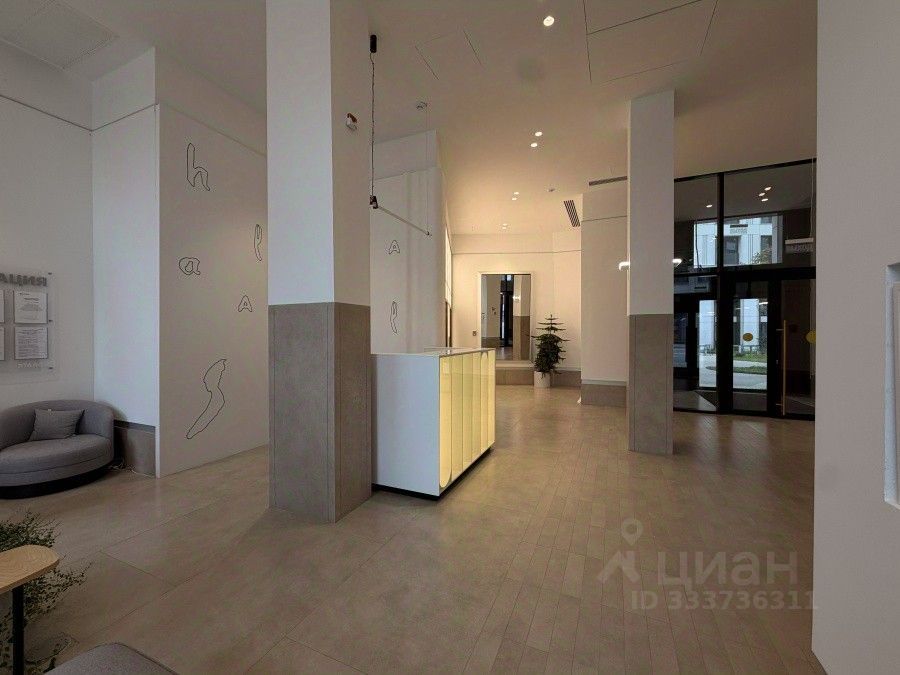 m. ZIL: Apartment, 1-rooms