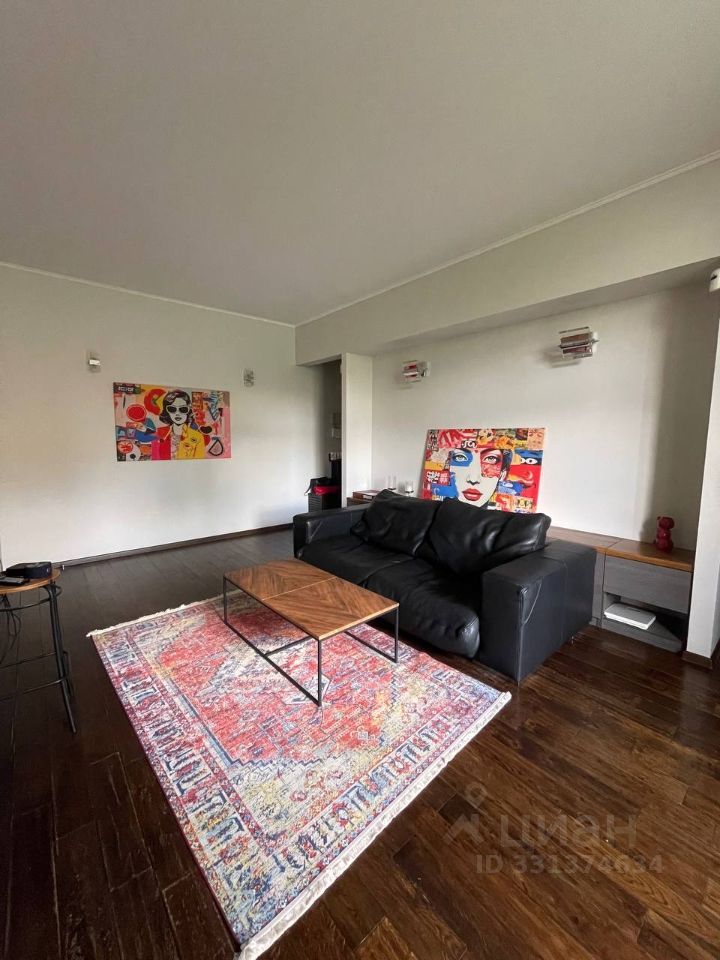m. Oktyabrskoe pole: Apartment, 2-rooms