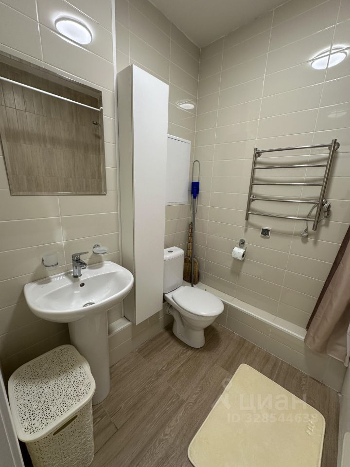 m. Strogino: Apartment, 2-rooms