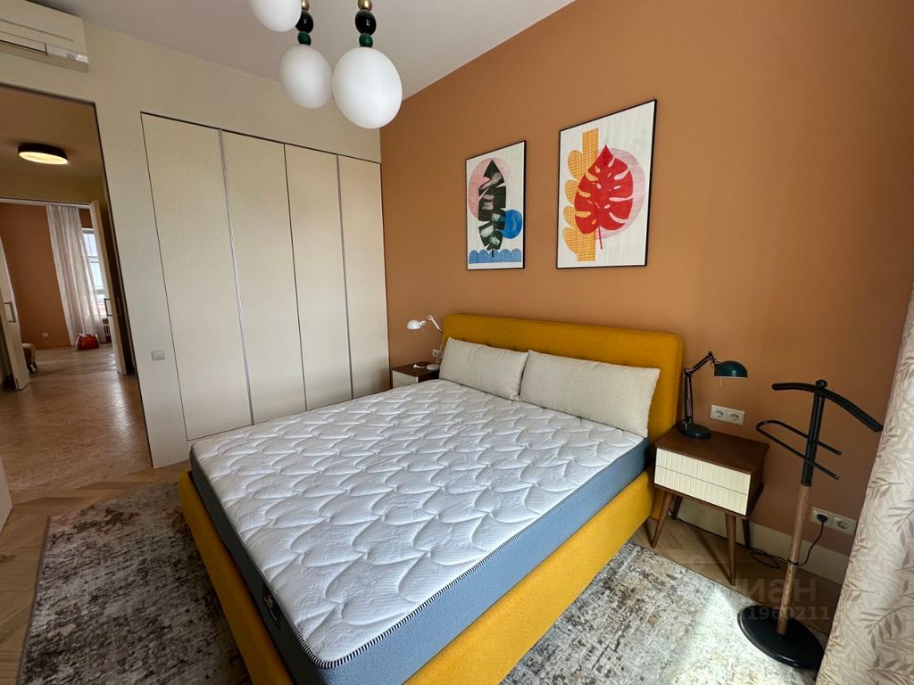 m. Delovoy tsentr (Vystavochnaya): Apartment, 3-rooms