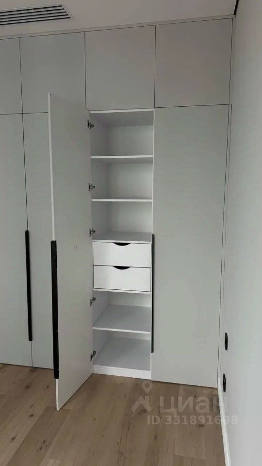 m. Chkalovskaya: Apartment, 2-rooms