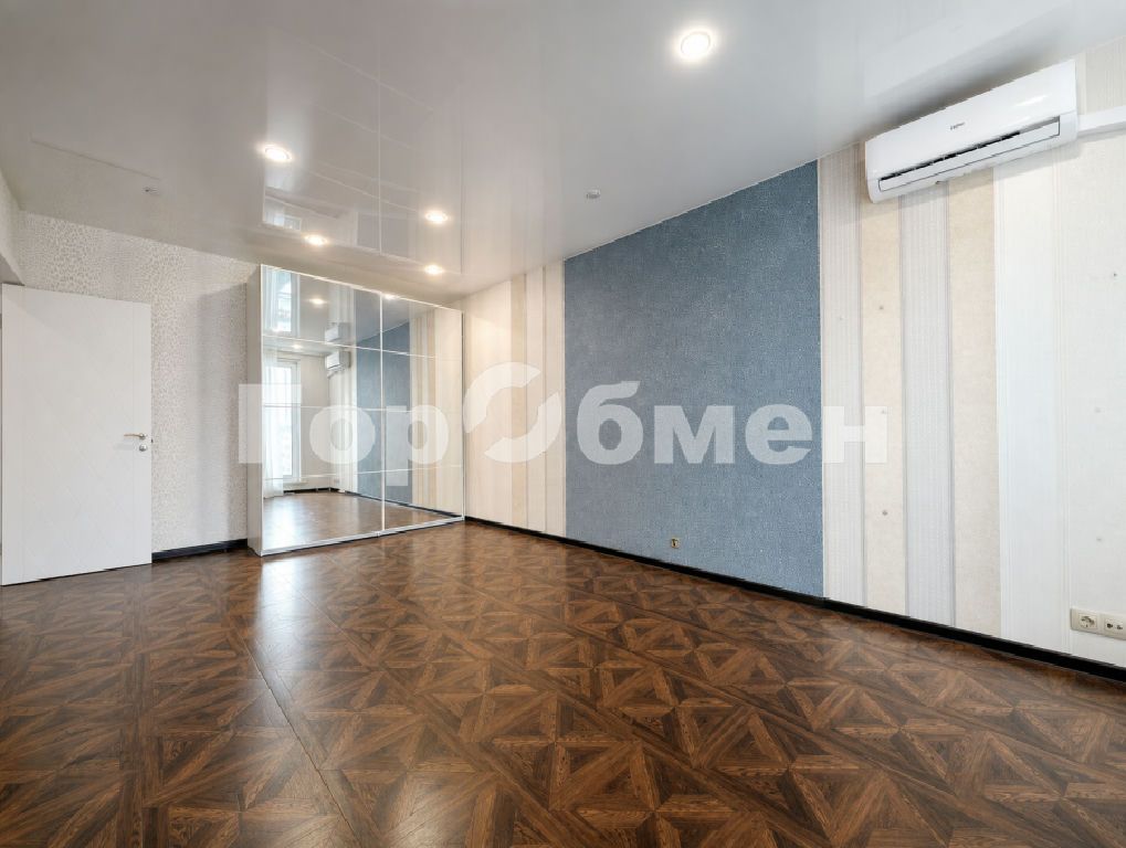 m. Bratislavskaya: Apartment, 3-rooms