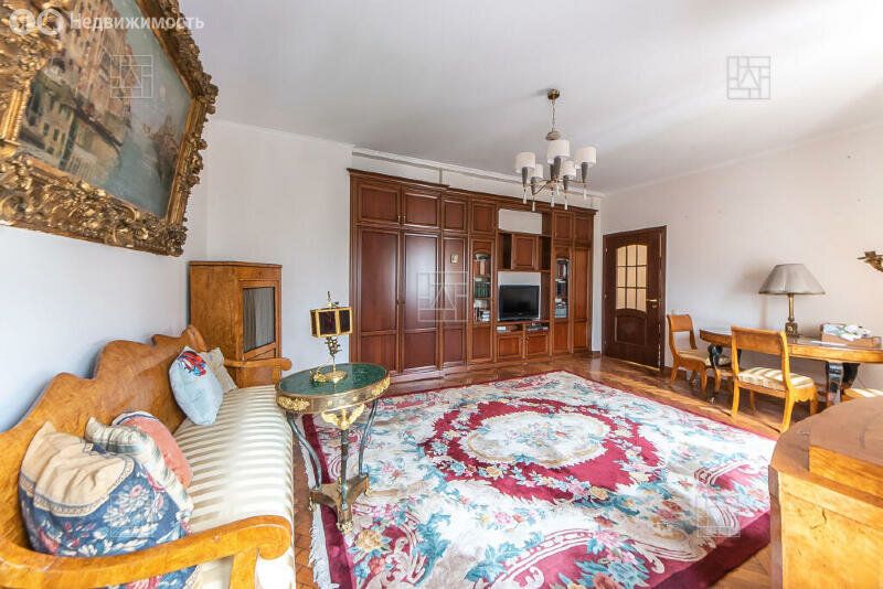 m. Barrikadnaya: Apartment, 2-rooms