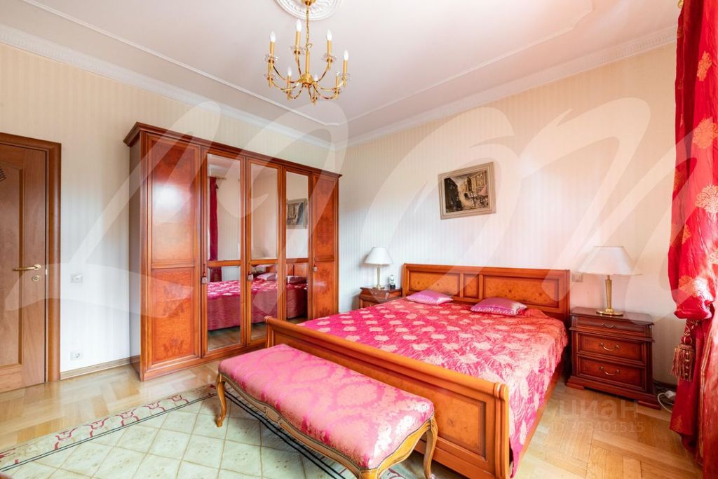 m. Akademicheskaya: Apartment, 3-rooms