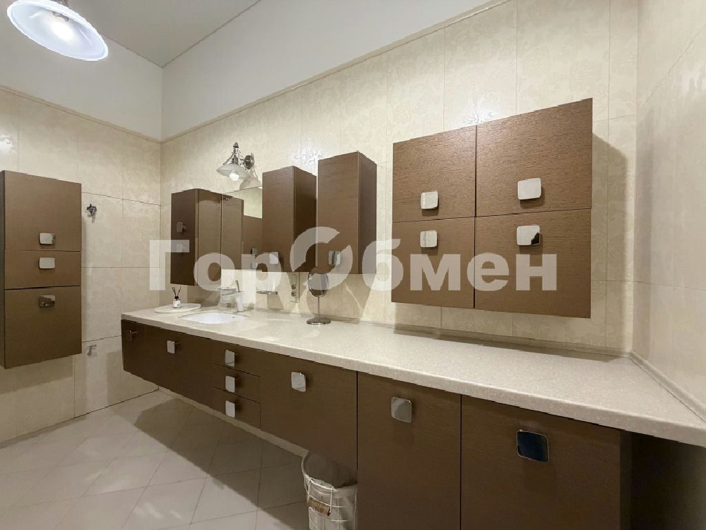 m. Akademicheskaya: Apartment, 3-rooms