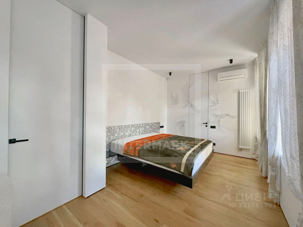 m. Taganskaya: Apartment, 3-rooms
