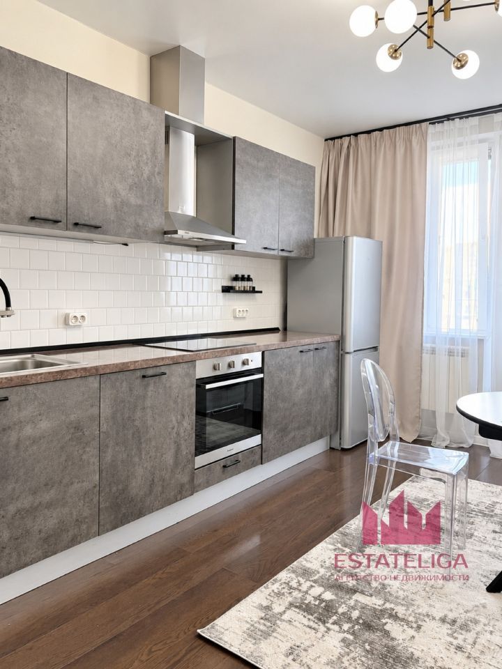 m. Ulitsa 1905 goda: Apartment, 2-rooms