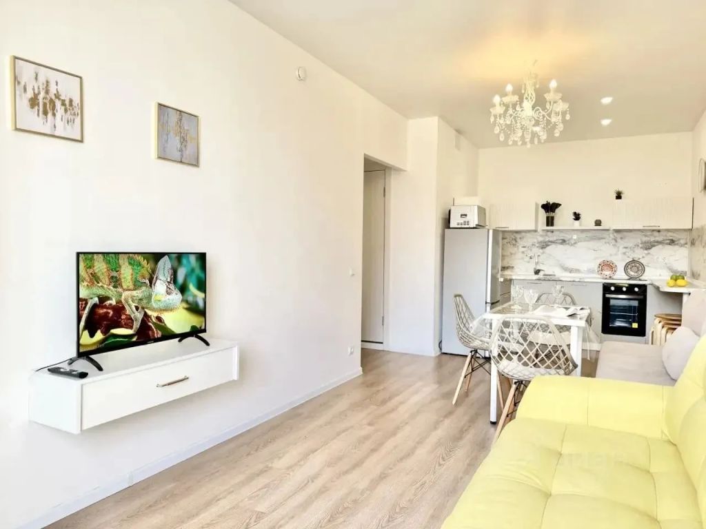 m. Opalikha: Apartment, 2-rooms