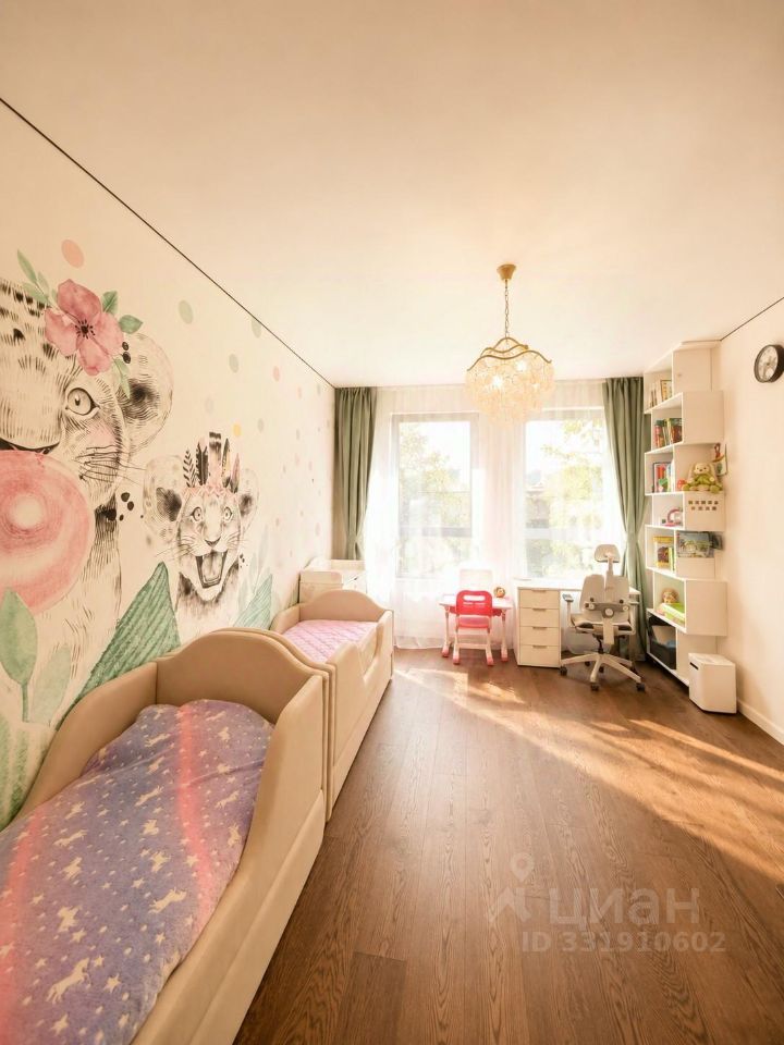 m. Skolkovo: Apartment, 3-rooms