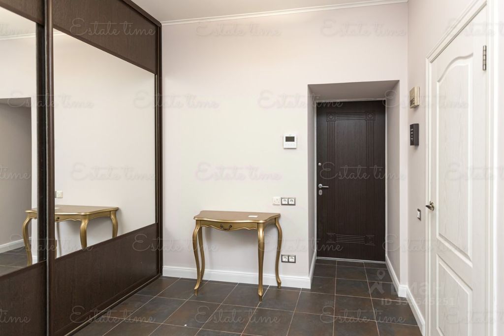 m. Slavyansky bulvar: Apartment, 2-rooms
