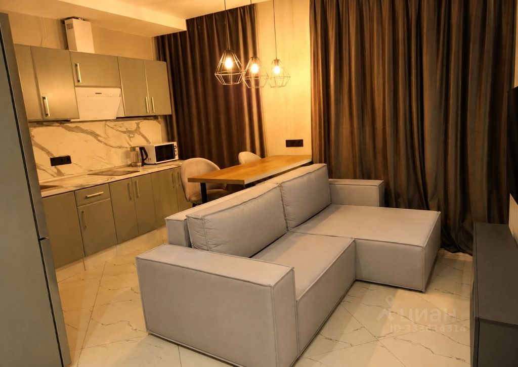 m. Lukhmanovskaya: Apartment, 2-rooms