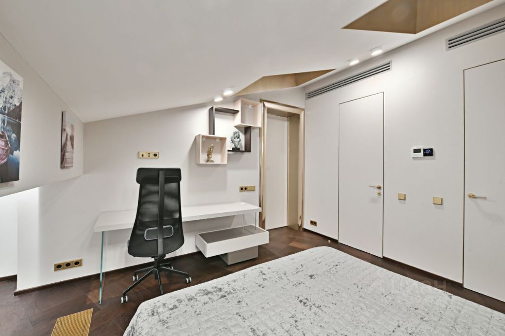 m. Arbatskaya: Apartment, 3-rooms