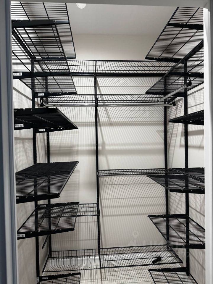 m. ZIL: Apartment, 1-rooms