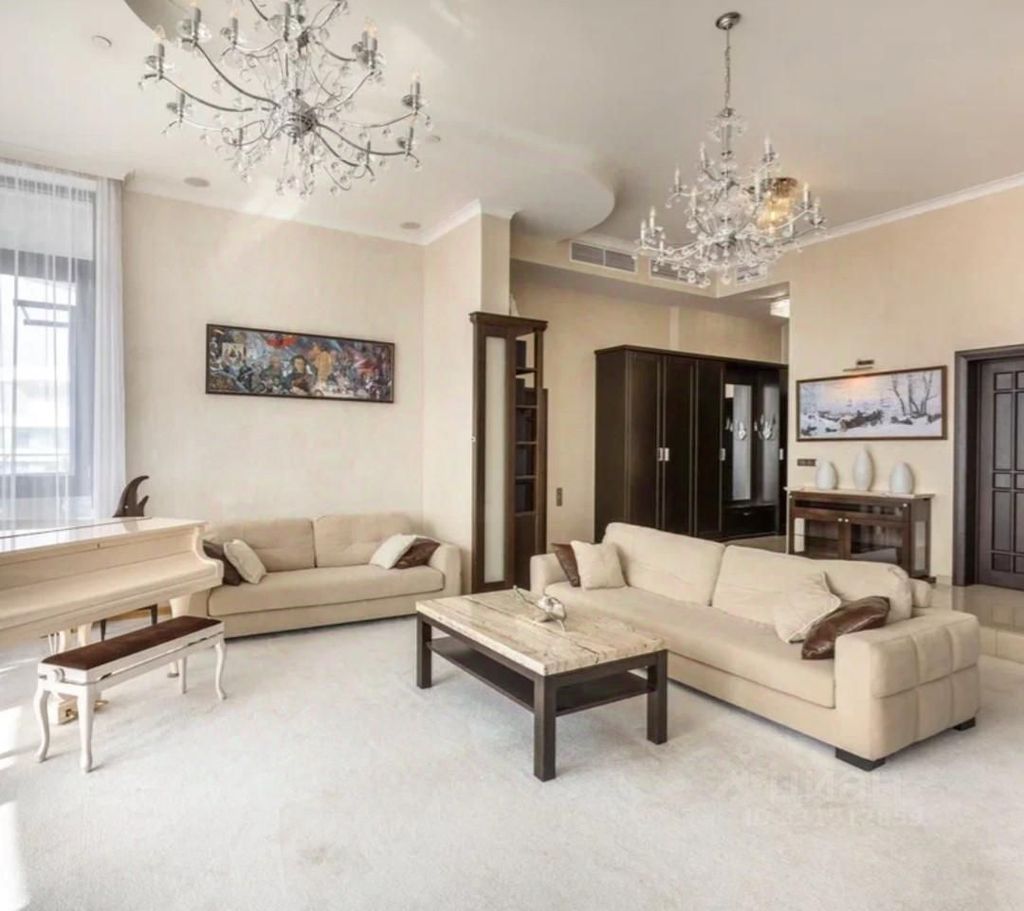 m. Minskaya: Apartment, 6-rooms