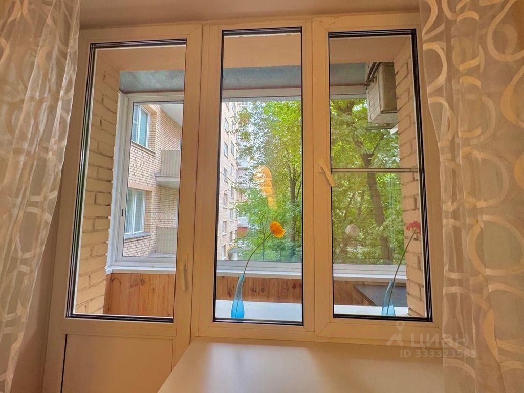 m. Barrikadnaya: Apartment, 2-rooms