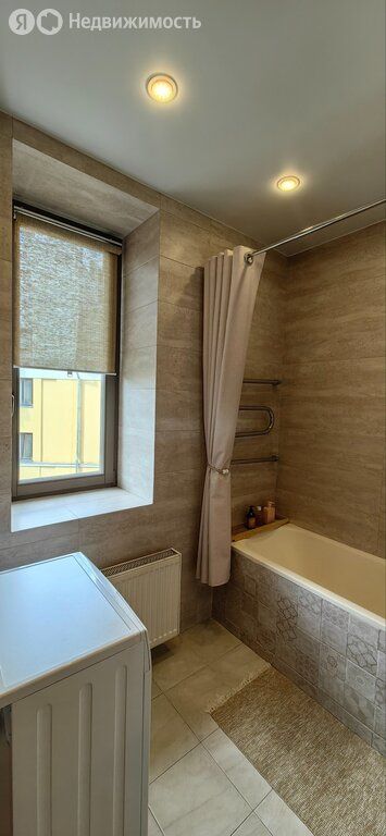 m. Dubrovka: Apartment, 2-rooms