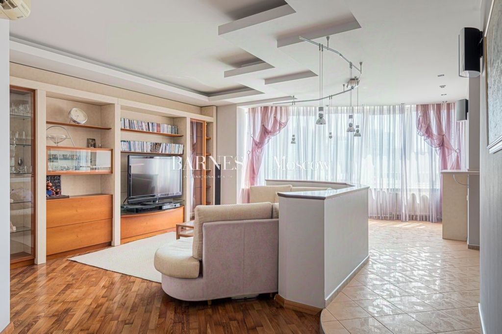 m. Novatorskaya: Apartment, 3-rooms