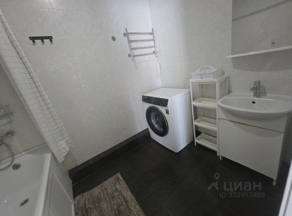 m. Khimki: Apartment, 2-rooms